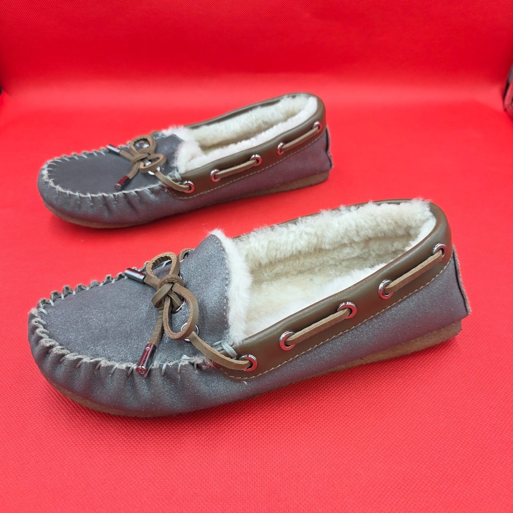 Tory Burch Silver Metallic Gray Fur Lined House Shoes Moccasin Slipper Size 6 - Picture 4 of 7